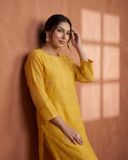 Kanak Suit Set- Yellow