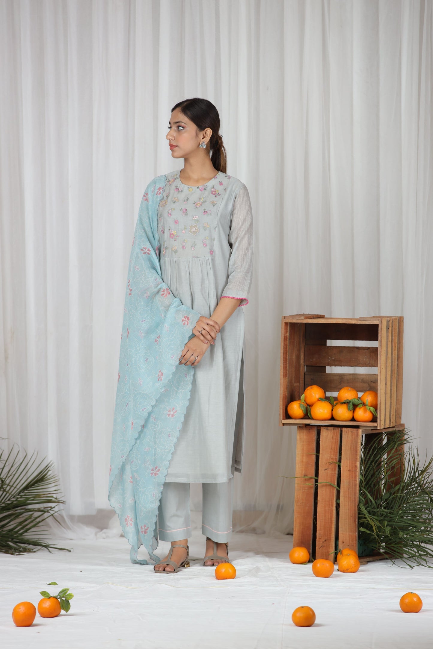 Alifya Embroidered Yoke Kurta Set - Light Grey