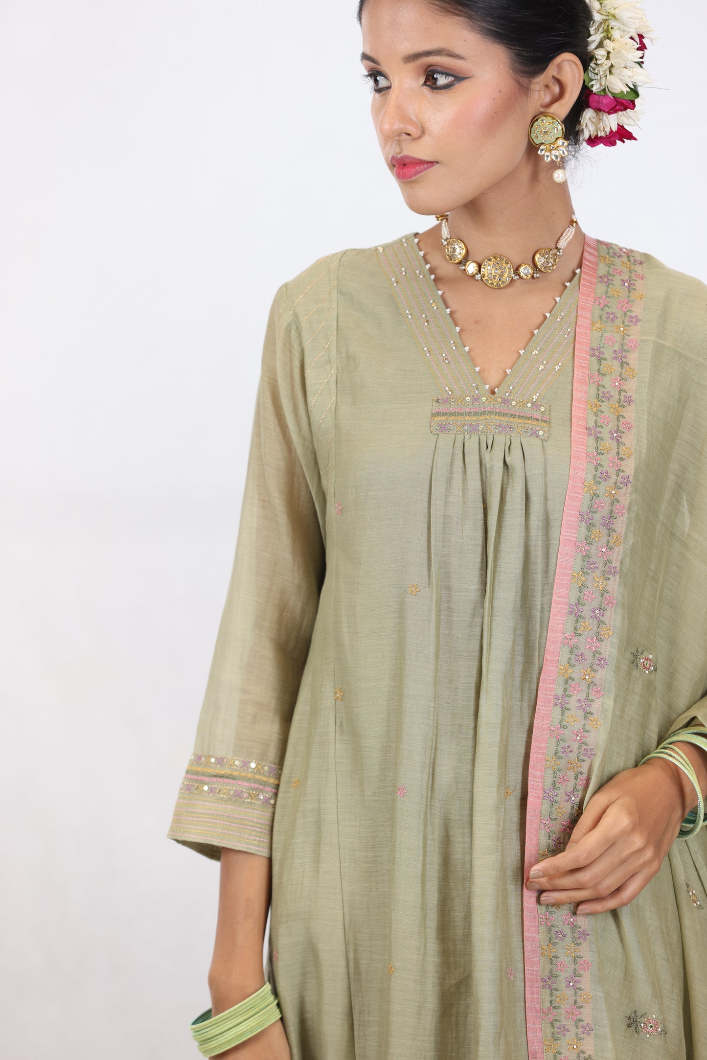 Indu Embroidered Kurta Set - Green