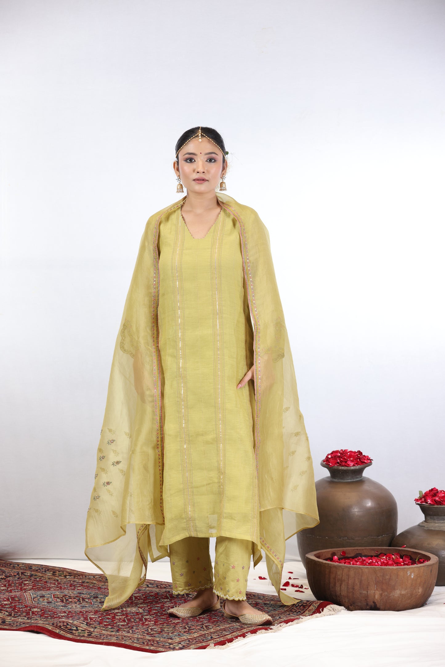 Shashi Pintuck Kurta Set - Lemon yellow