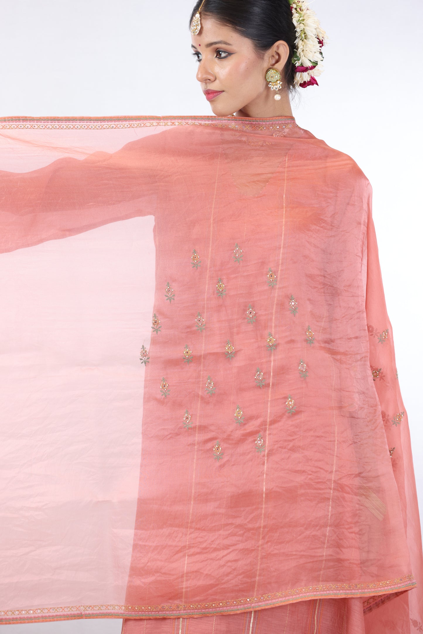 Shashi Pintuck Kurta Set - Peach