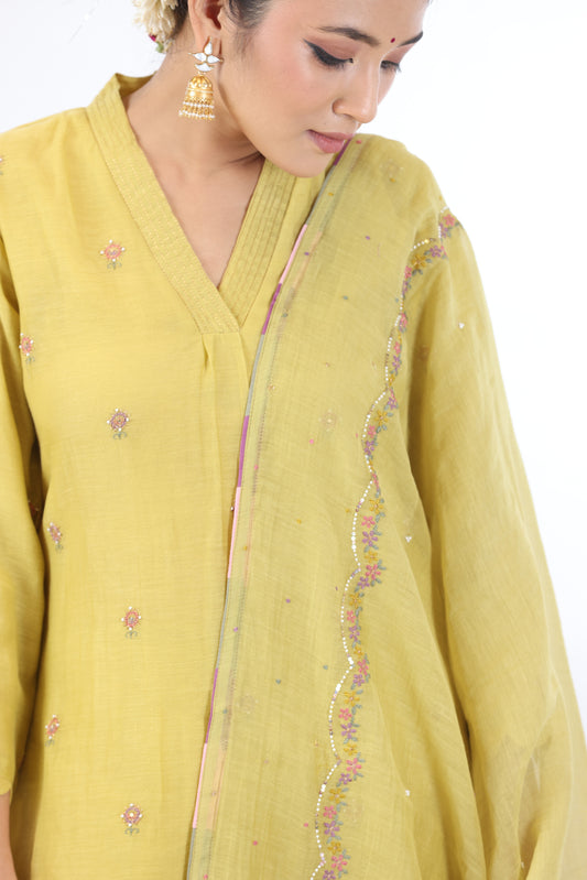 Utsav Buti Kurta Set - Lemon yellow