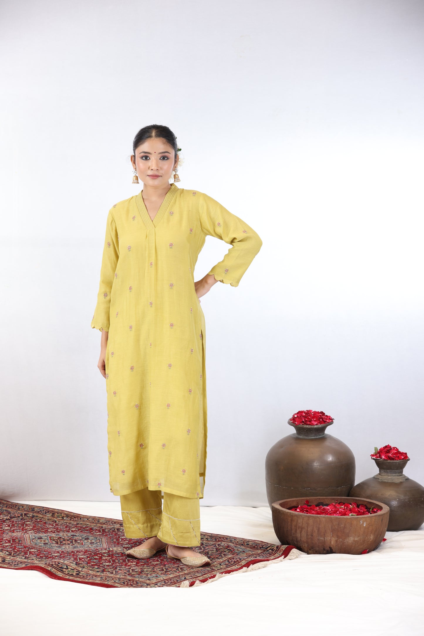 Utsav Buti Kurta Set - Lemon yellow