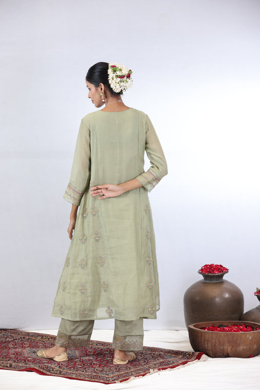 Kali Embroidered Kurta Set - Green