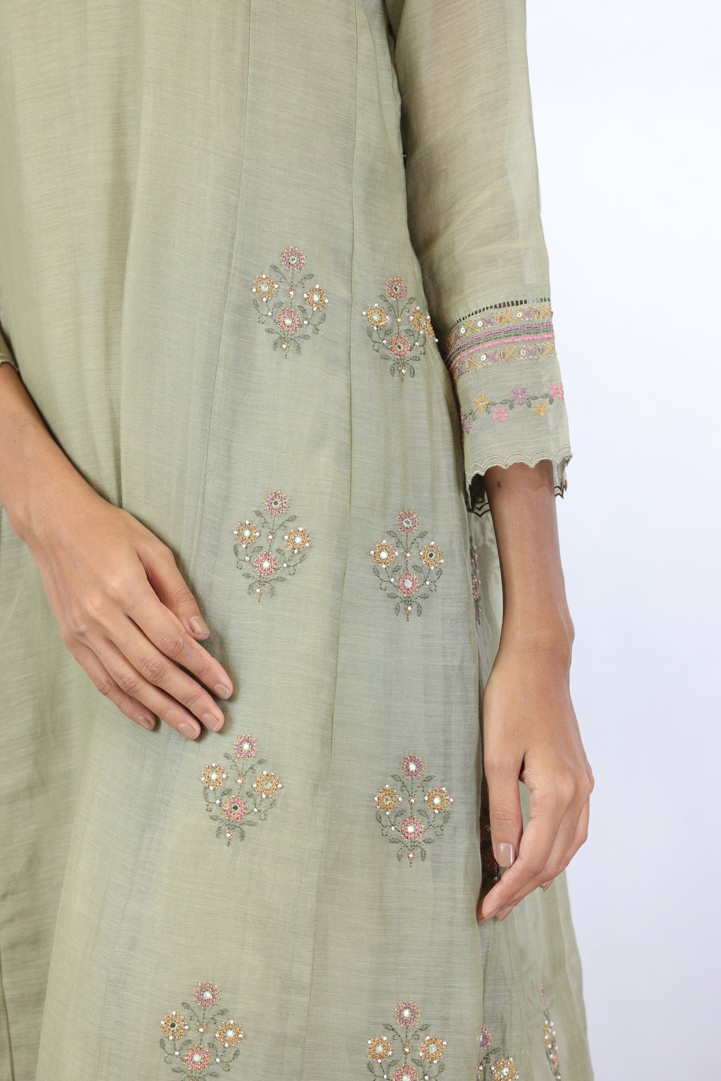 Kali Embroidered Kurta Set - Green