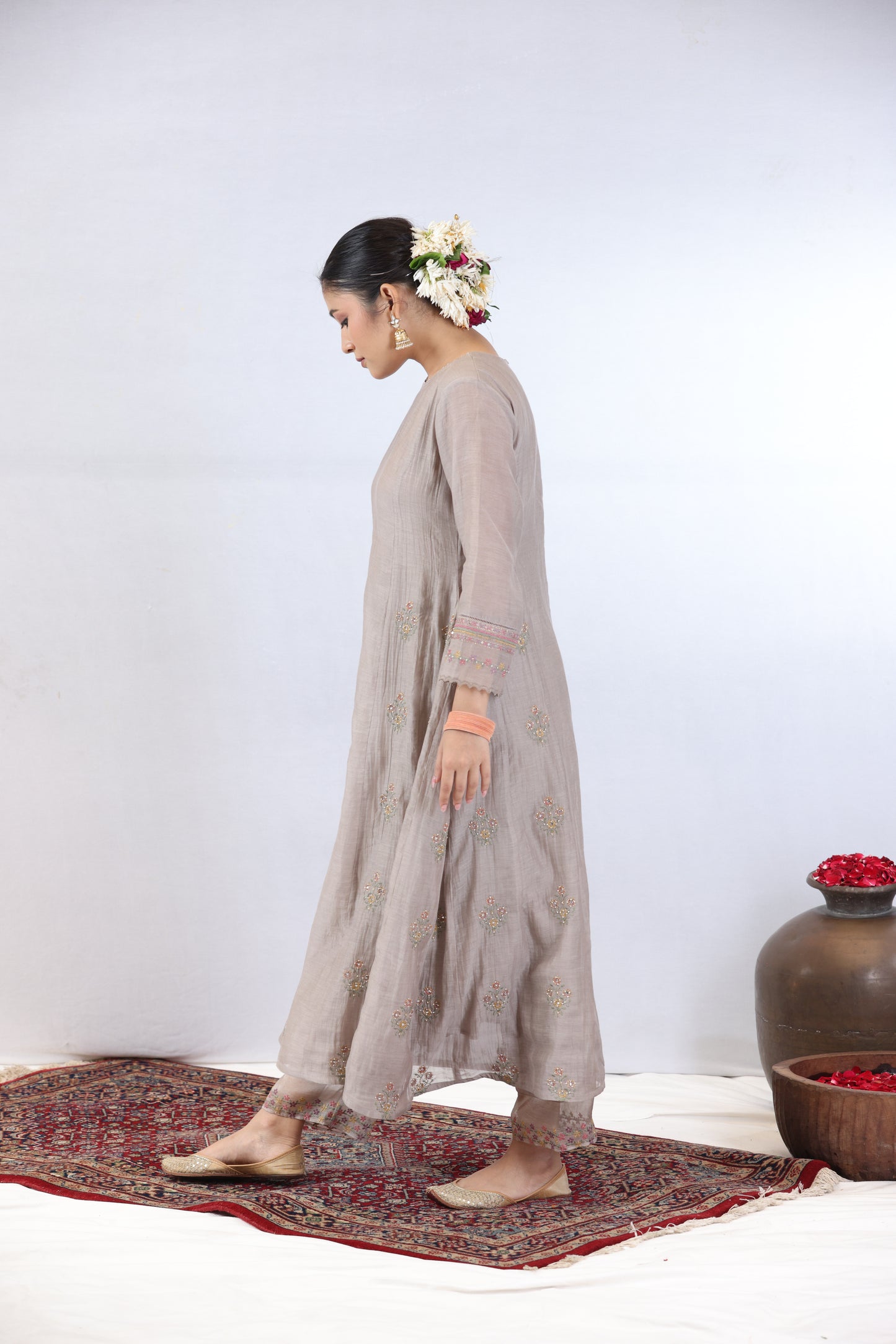 Kali Embroidered Kurta Set - Grey