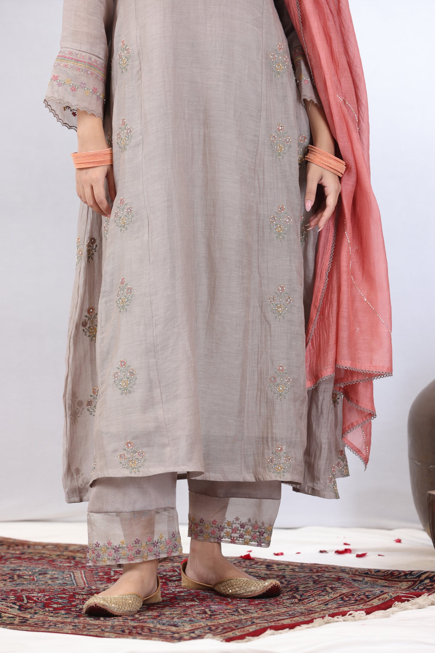 Kali Embroidered Kurta Set - Grey