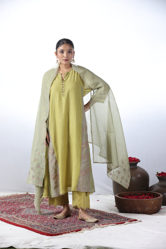 Chand Embroidered Kurta Set - Lemon Yellow