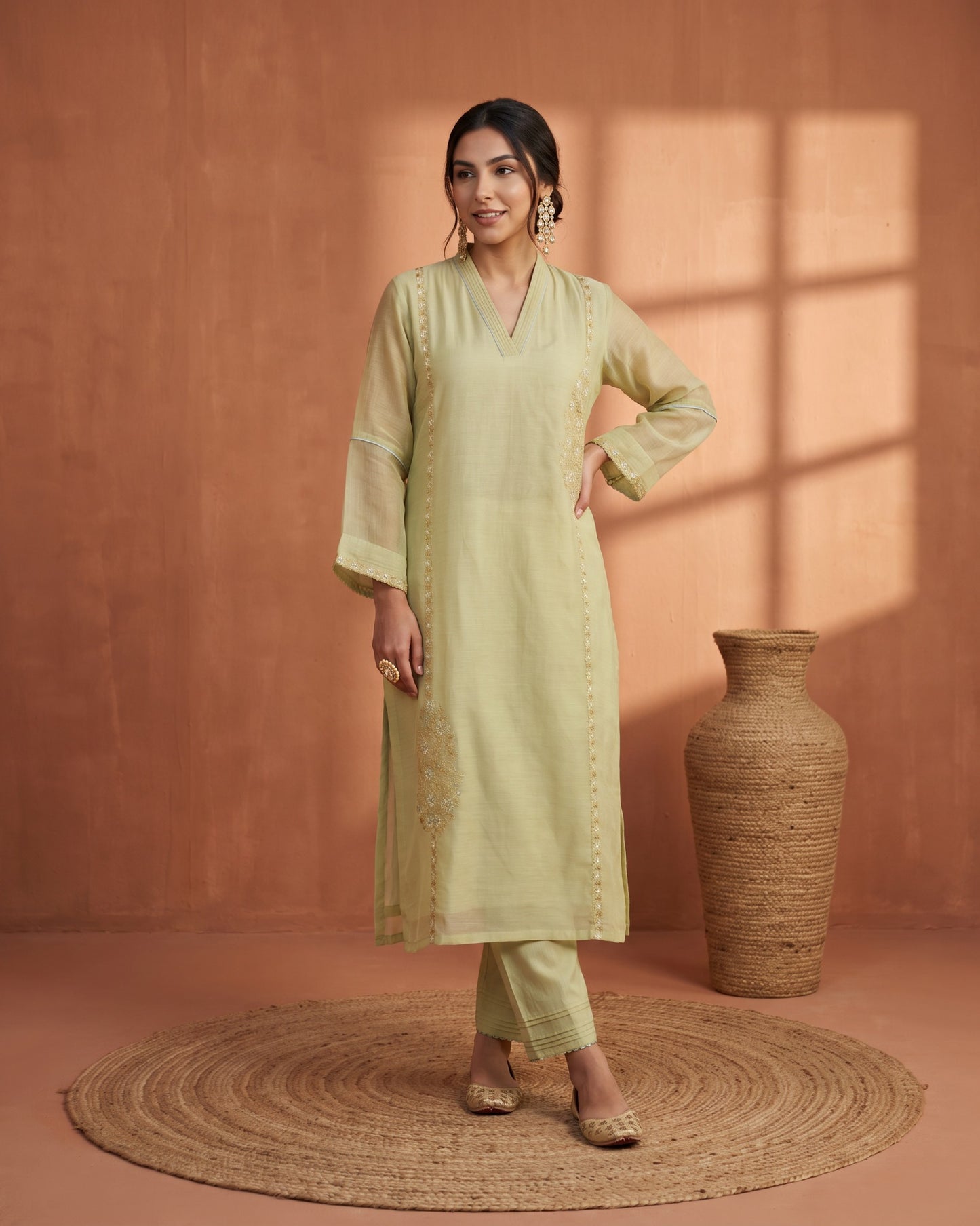 Saaj Kadhai Suit Set- Light Green