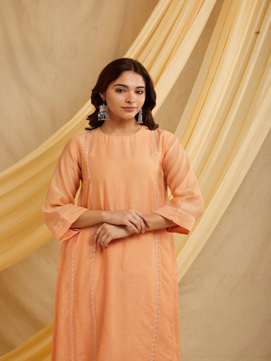 Mirror Panelled Kurta Set - Light Peach