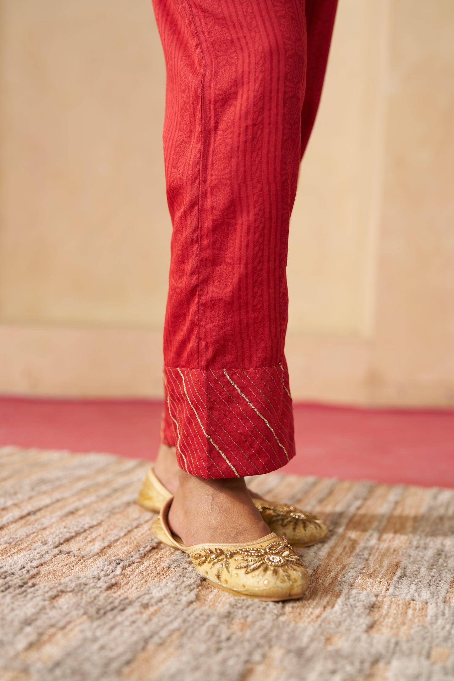 Gudhal Jaal Cord Set- Red
