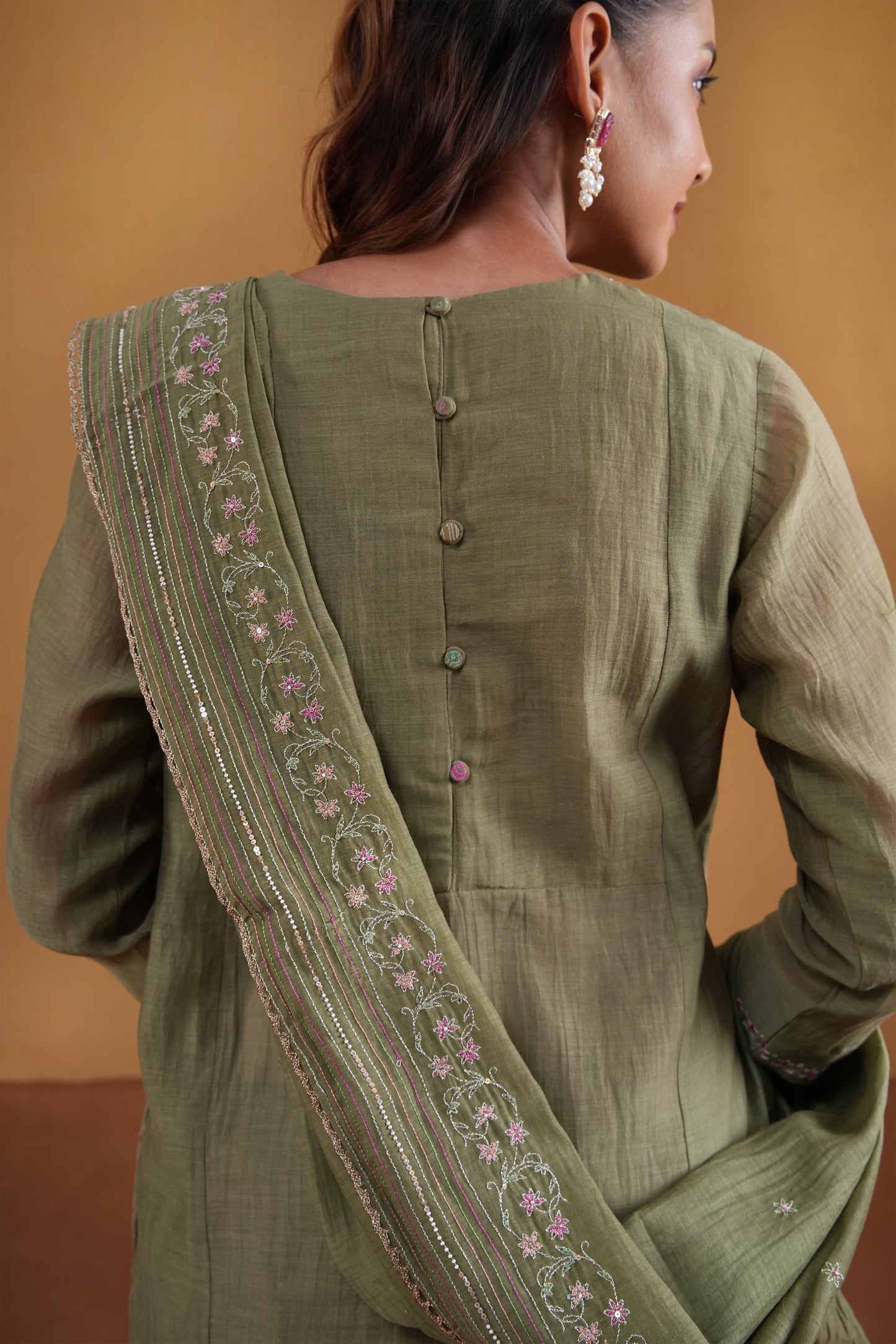 Surkhi Suit Set