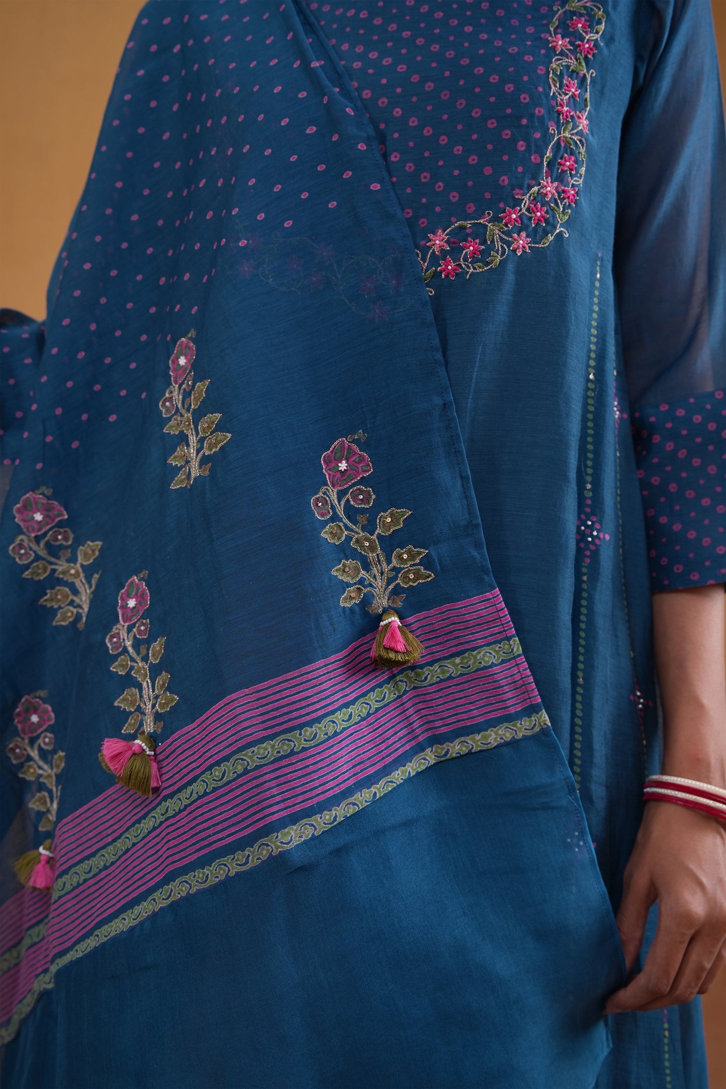 Raagini Suit Set- Blue