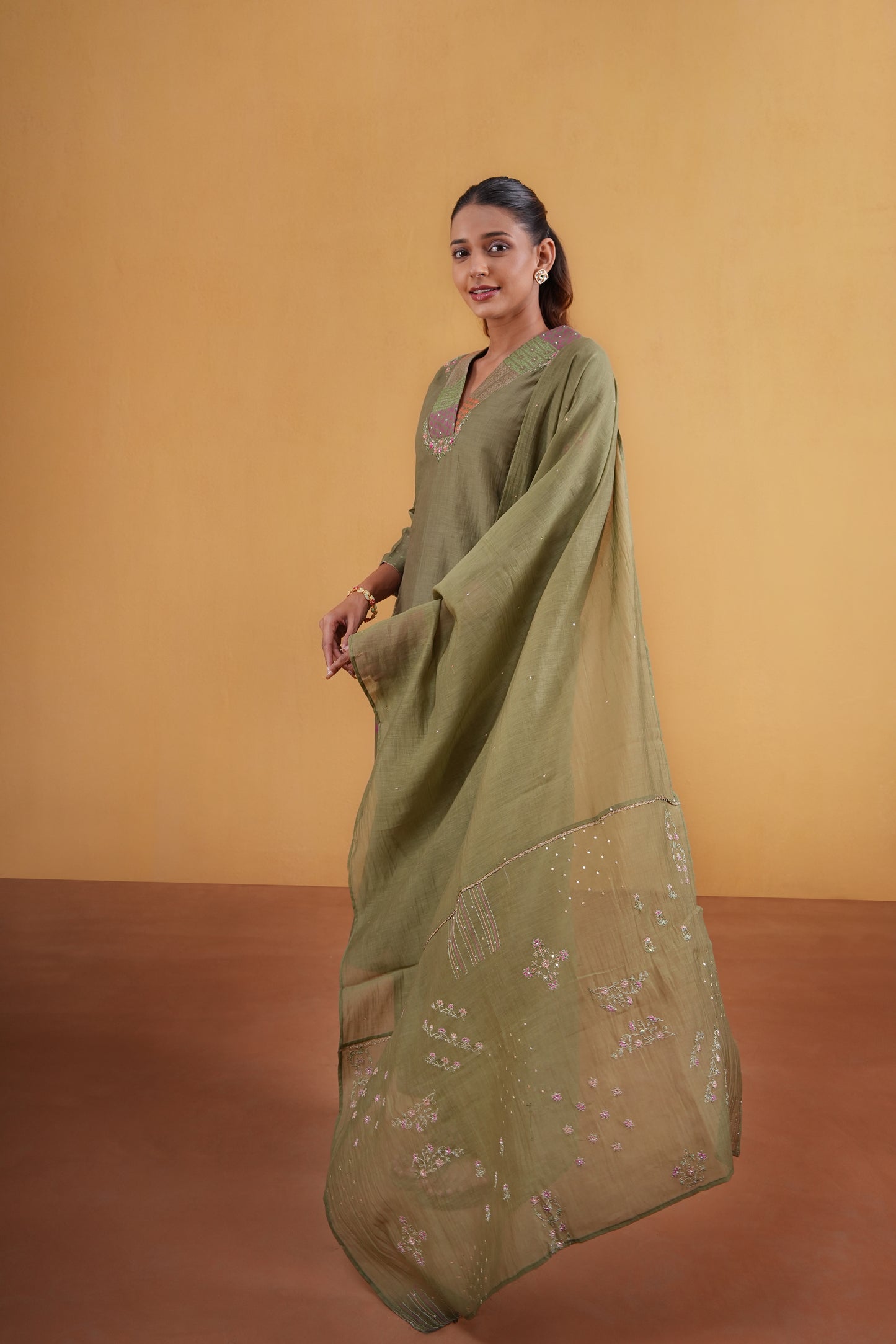 Palash Suit Set