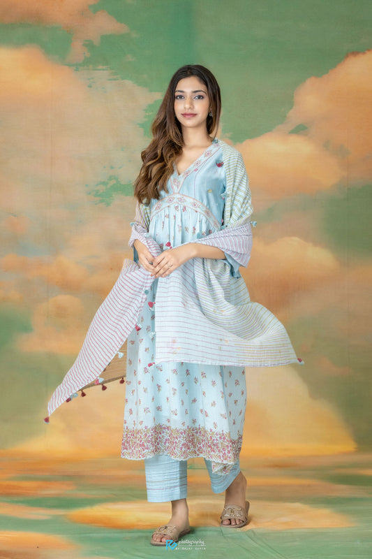 Peonia Gathered Kurta Set - Blue